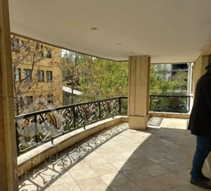 آپارتمان ۴۳۰ متر ۴ خوابه
