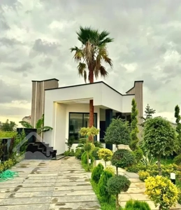 شمال/فروش ویژه ویلا کاخ ۵۰۰ متری با سند تکبرگ