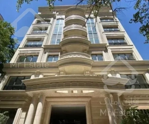 ۱۵۰ متر گلستان ها ( دو پارکینگ ) / غرق در نور