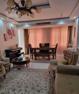 فروش آپارتمان۱۰۲متری۲خوابه برج آریا دریاچه