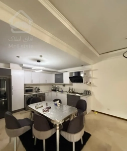 ۱۷۰ متری ۳ خوابه میدان دانشگاه درکه