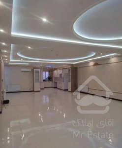 فروش اعتمادیه/200 متر/ فول تجهیز/ جنوبی/تک واحد