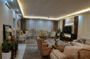 فروش آپارتمان ۱۳۰ متری ۳ خوابه در طلاب