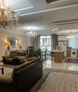 ۱۴۰ متر آپارتمان ۳ خواب/ ۷ ساله واقعی/ شهرک غرب