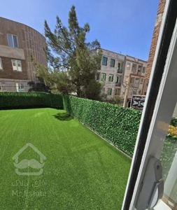 ۵۲متر(۲۰متر حیاط/روبنما/کم واحد)غرق نور