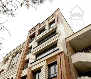 ۱۸۳متر سه خواب شیک اوایل میرزاطاهر