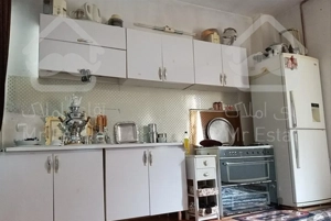 دوطبقه ونیم   نیمه اسکلت  معاوضه وفروش