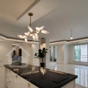 آپارتمان ۱۶۲ متری/نوساز/کلید نخورده