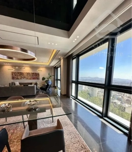 ۳۰۰متر برج مدرن با ویوو شهر و کوهستان