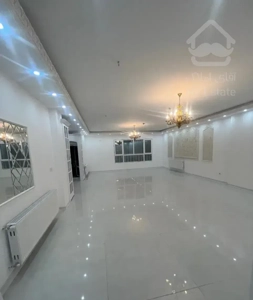 اپارتمان صفر ۳ خواب شیک