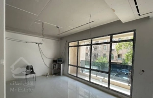 آپارتمان132متری/روبه خیابان/سندآماده/نزدیک حاشیه