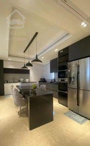 فرمانیه 134متر 2خواب فول مشاعات 2پارکینگ