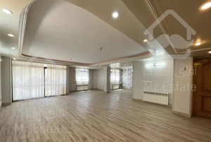 آپارتمان تک واحدی ۲ طرف نور ۱۶۰ متر خ اردیبهشت