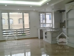 فروش آپارتمان ١١٠ مترى / فول امكانات ٣ ساله / سازمان جنوب