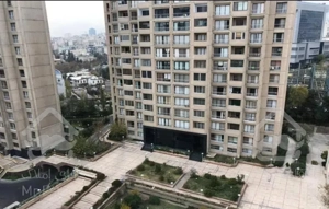 ۱۵۴ متر دو خواب برج هرمزان شهرک غرب طبقه بالا جنوب