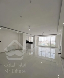 آپارتمان 100 متر غرق نور معبر 20 متر نزدیک حاشیه