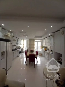 خرید آپارتمان ۱۵۰ متری ۲ خواب نوساز دارآباد