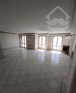 ۲۰۵متر ولنجک برج باغ خوش نقشه غرق نور