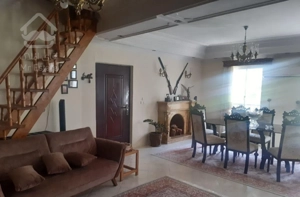 اجاره آپارتمان محوطه کاخ ۱۳۰ متری ۳ خوابه طبقه ۲