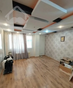 ۷۱ متر فول امکانات خوش نقشه روبه آفتاب