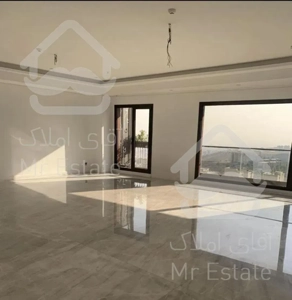 ۱۱۵متر سه خواب تک واحدی سوپرسازه غرق نور