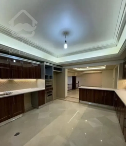 محمودیه ۴خواب ۲۴۰متر تکواحدی