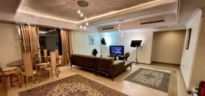 اپارتمان اجاره‌ دو خوابه در محله ونک، خیابان خدامی