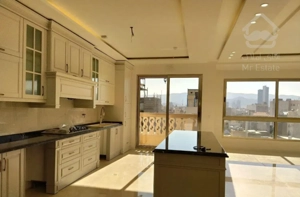 ابتدای هنرستان سامانیه قبل صارمی/900رهن/آسانسور