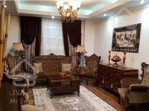 ۱۱۰ متر دو‌ خواب. شمال فردوس شرق. رو به افتاب