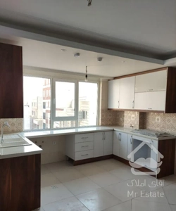 ۷۷ متر/استادمعین/تکواحدی/فول امکانات