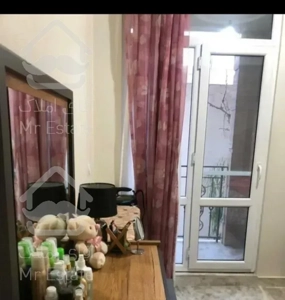 قلهک ۷۶ متری