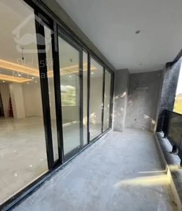 ۱۲۵متر تراس بزرگ و ویو کوه چشم نواز