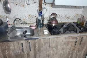 آپارتمان ۱۳۰ متری پشت مسجد جامع