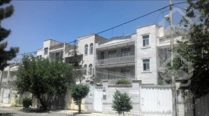 فروش کلنگی / ۲۰۰متر زمین / ۲ طبقه بنا / دهکده المپیک