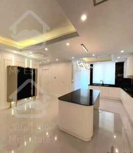 اباذر۱۸۵متر ۳خواب+۲مستر لوکیشن بی نظیرسندتکبرگ