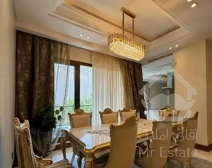 ۱۹۰ متر آجودانیه ۲ پارکینگ/ پلان عالی (فول مشاعات)