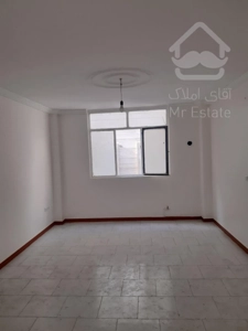 فروش ۴۲ متر ، تخلیه ، تک واحد ، سالن پرده خور ، نقلی و شیک