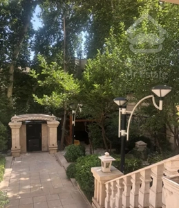 کامرانیه شمالی ۱۵۰متر ۳خ دنج و مشجر فول ارزنده