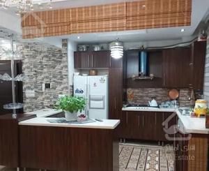 واحد 135 متری  مشابه نوساز در عروس منطقه 5