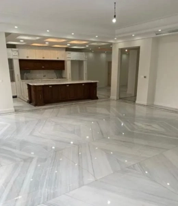 فرمانیه 200 متر /فول مشاعات/دو پارکینگ/مصرف کننده