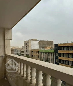 ۱۲۵متر۳خواب/فول امکانات/پارکینگ/آسانسور/انباری