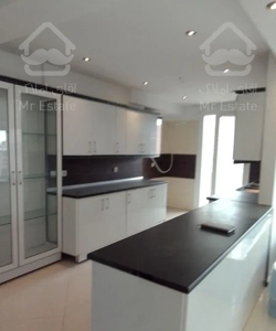 فروش  آپارتمان ۱۹۶ متری سه خوابه