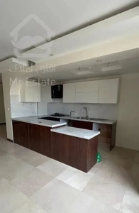 ۱۰۵ متر، ۲ خوابه، ۲ پارکینگ،۶ ساله، فروشنده واقعی