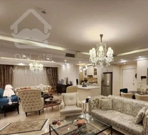 (مالک فروشنده واقعی) 106متر 8ساله سالن پرده خور