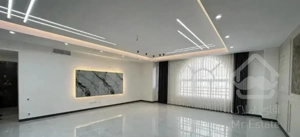 ۸۹متر/دوخواب/غرق نور/کلیدنخورده/استخردار
