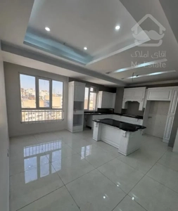 ۱۲۲ متر ۲ خواب در برج مجلل کن