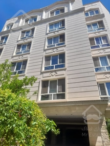 ۹۸ متر قیمت استثنایی نیاوران