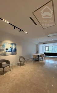 نیاوران 205 متر / لوکس/ فول مشاعات/2 پارکینگ