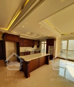 ١٠٠ متر (چهار باغ شرقی )یک ساله