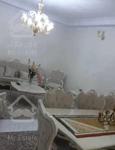 ۱۱۰ متر ۲ خواب  چند قدمی دریاچه چیتگر